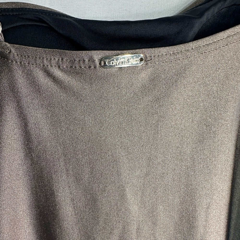 Calvin Klein Elegant One-Piece Swimsuit size 4 pre owned Exellent condition - Picture 6 of 8